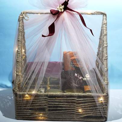 Choco Blossom The Eternal Bond Grand Chocolate Hamper